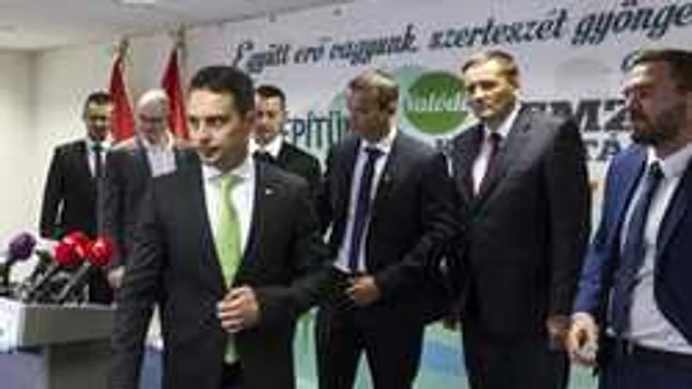 Óriási balhé a Jobbikban - széteshet a párt