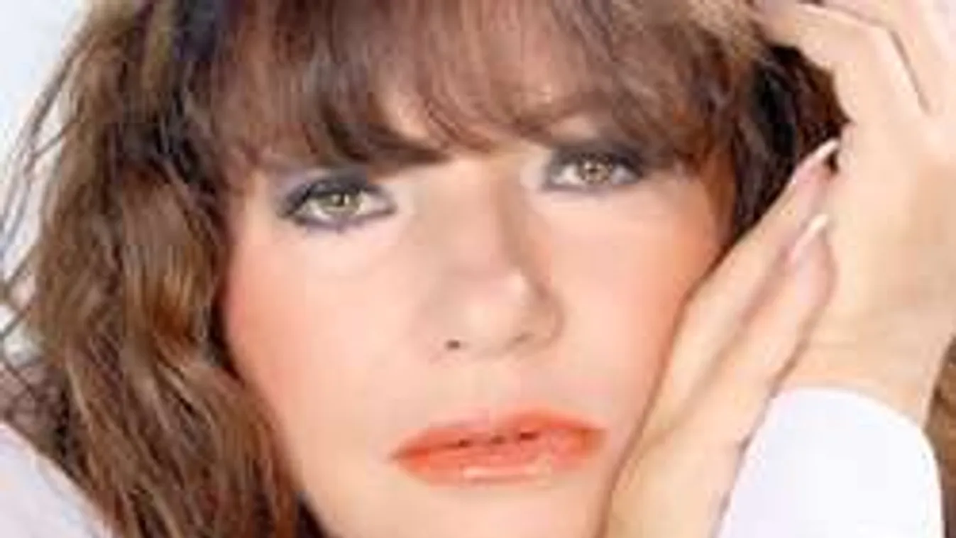 Ezért menekül a nyilvánosság elől Zalatnay Cini