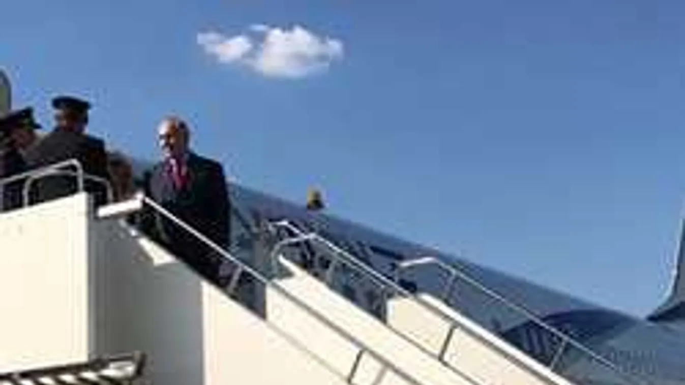 Orbánt és Netanjahut együtt támadják a Soros-szervezetek