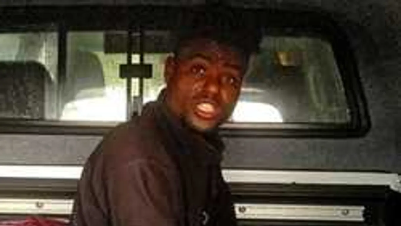 Elképesztő módszerrel jutott be egy migráns Nagy-Britanniába