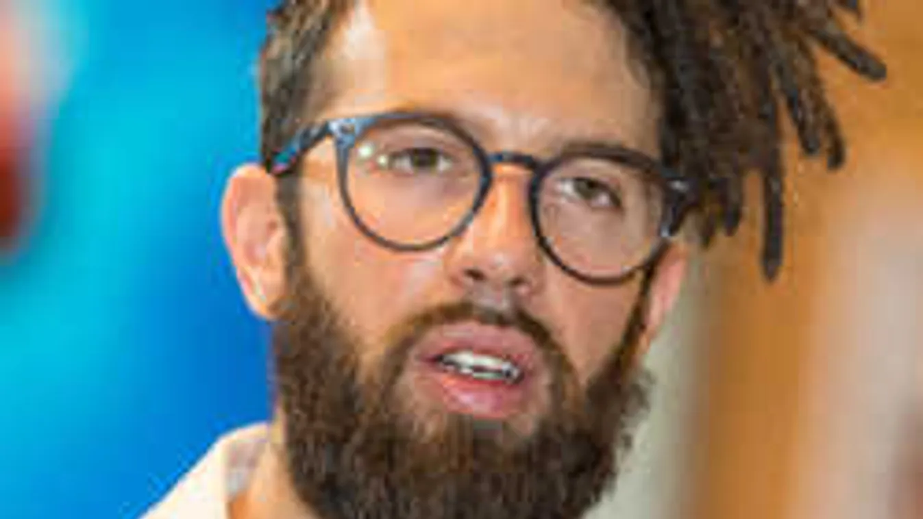 Elképesztő, berepülhetett a Sziget Fesztiválra Varga Viktor