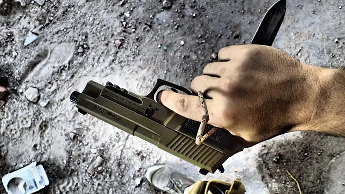 Lefeküdt a főnök feleségével, már ásták a sírját