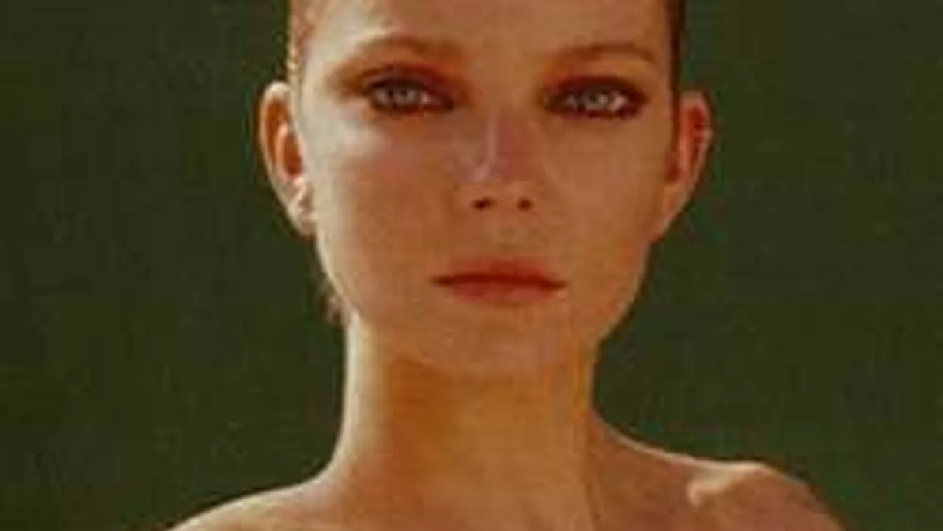 Milliók legeltetik szemüket a meztelen Mihalik Enikőn. +18