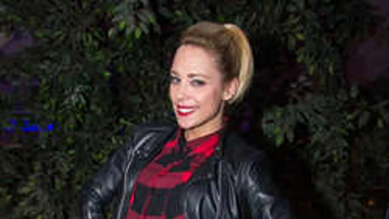 Nézd meg, hogy esett egymásnak Hollywoodban Kiss Ramóna és párja