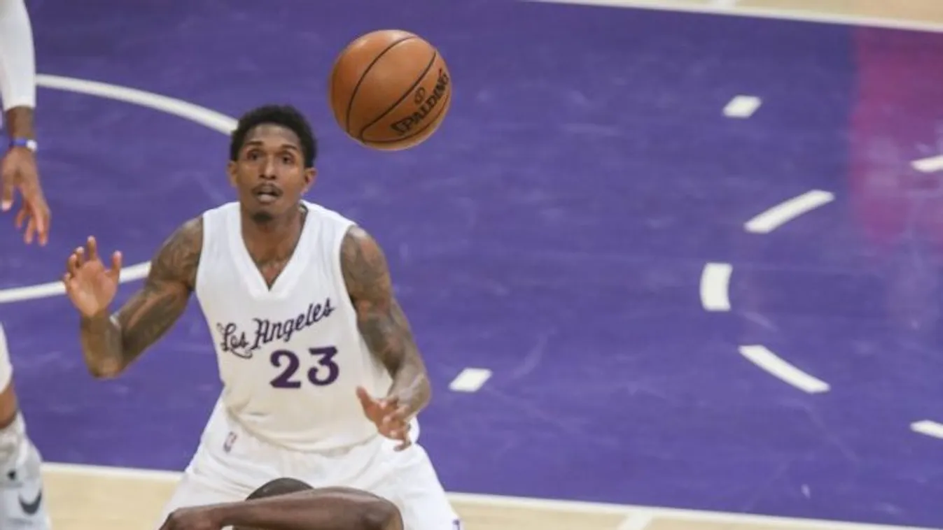 Los Angeles Clippers v Los Angeles Lakers