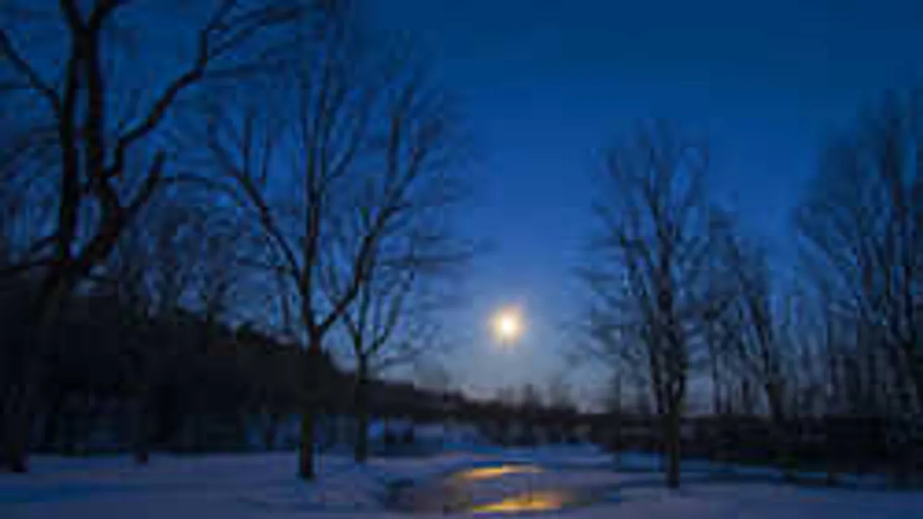 Hamarosan különös égi jelenség érkezik: tudod, mi a Hóhold?