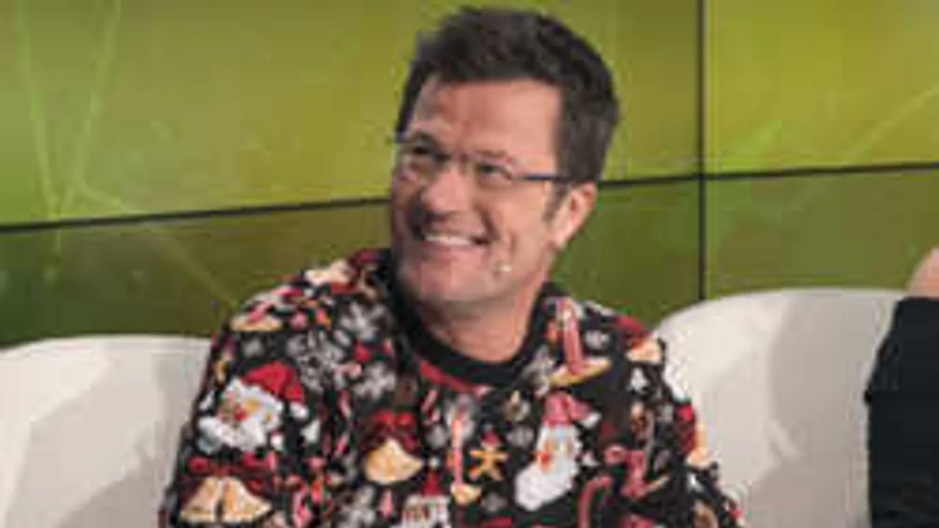 Szerelmével turbékolt Stohl András