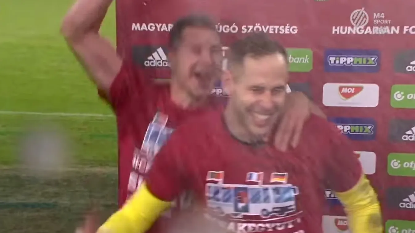 Orbán Willi interjú közben locsolta le pezsgővel Gulácsi Pétert