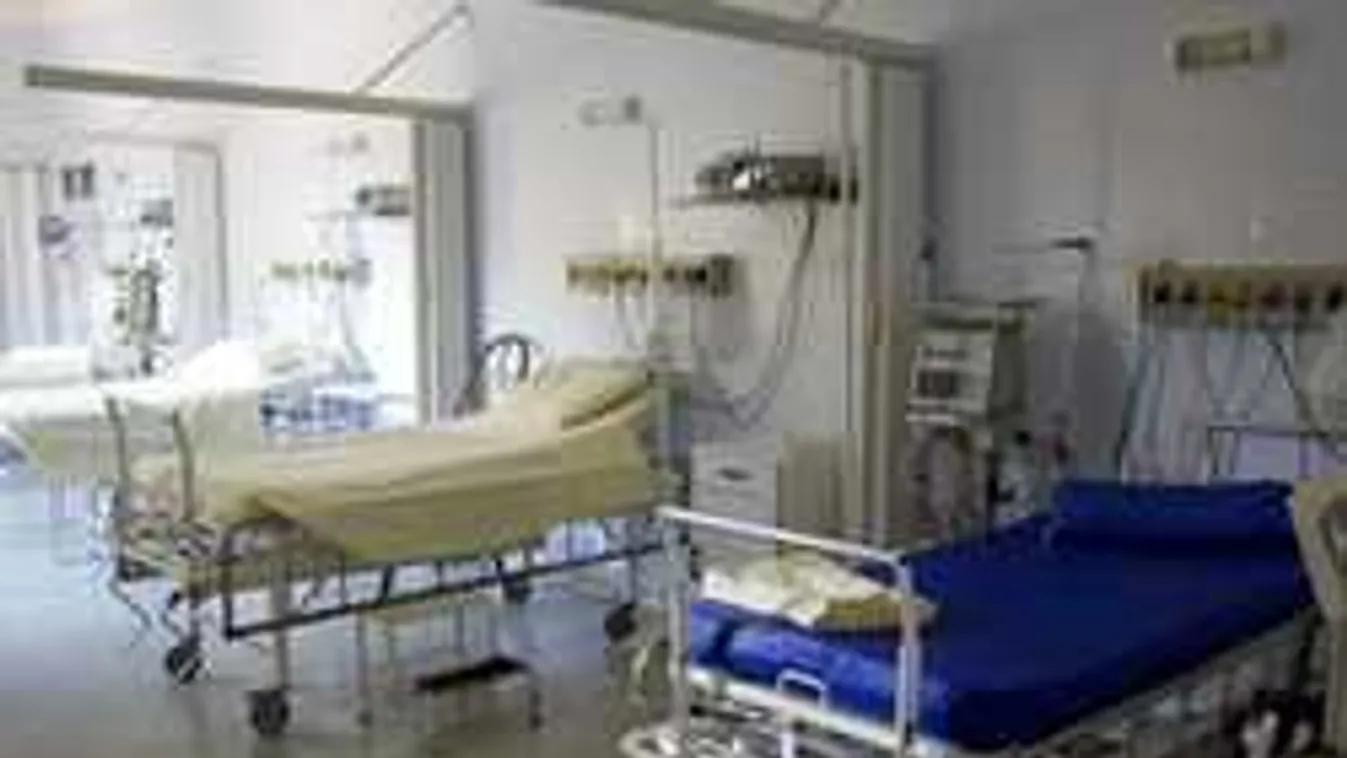 Nagyot hibáztak a kórházban, apja karjaiban halt meg a beteg kislány