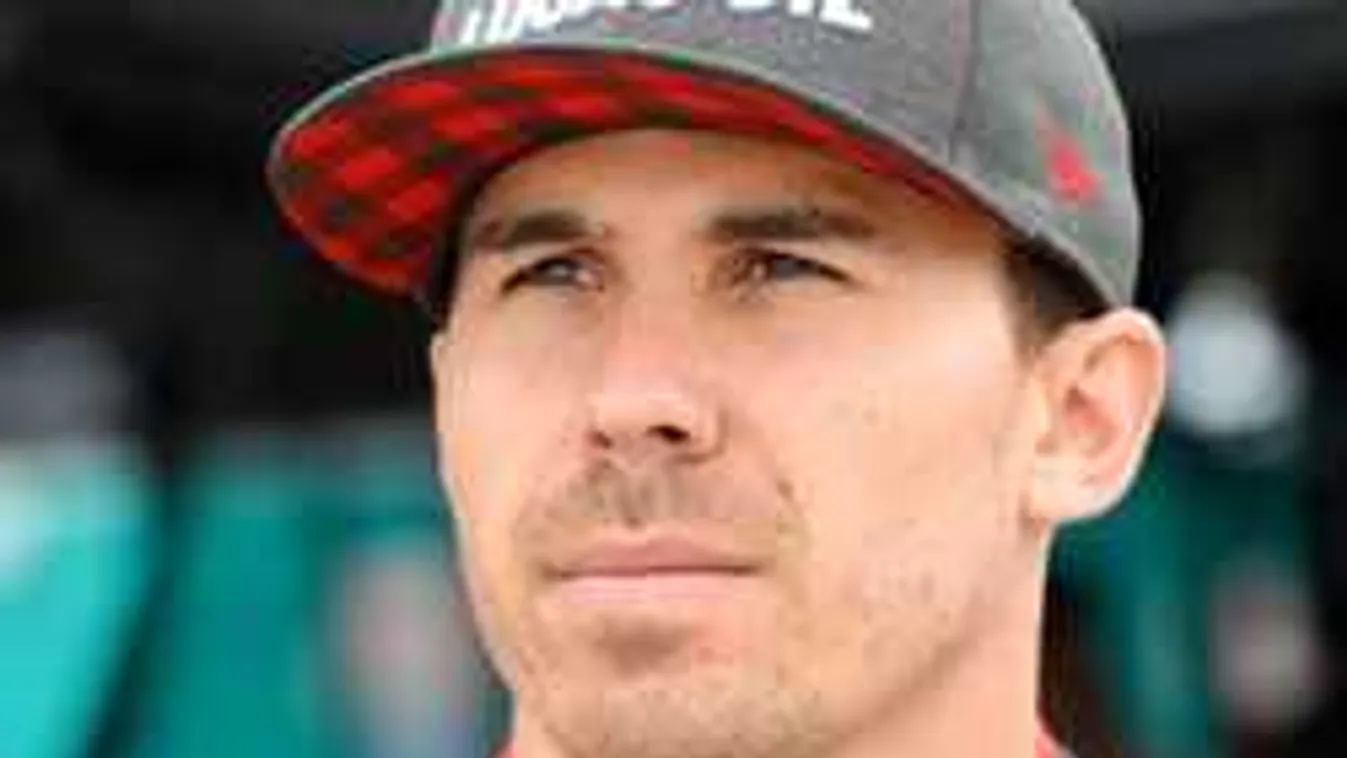 Felemelő videó: újra lábra állt a horrorbaleset túlélője