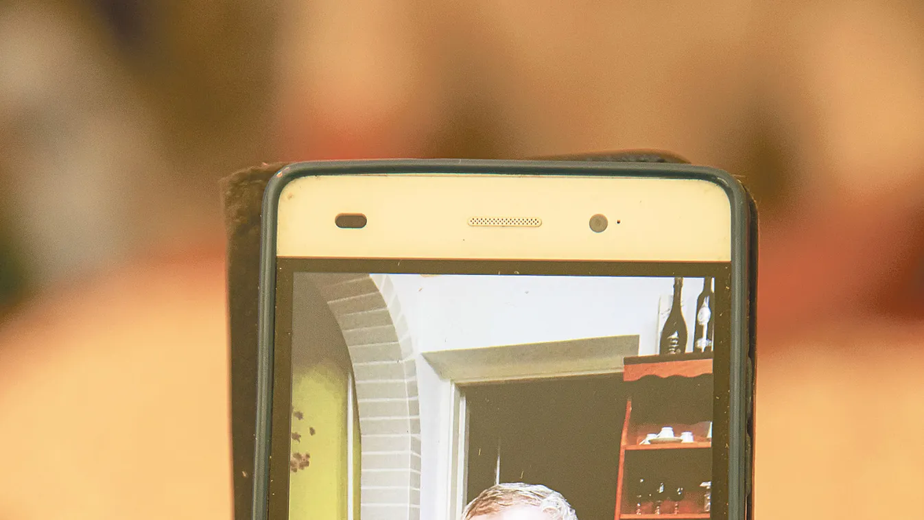 Megszólalt a pap, aki újraélesztette a sírásót Szabolcsban, felkavaró részleteket mesélt