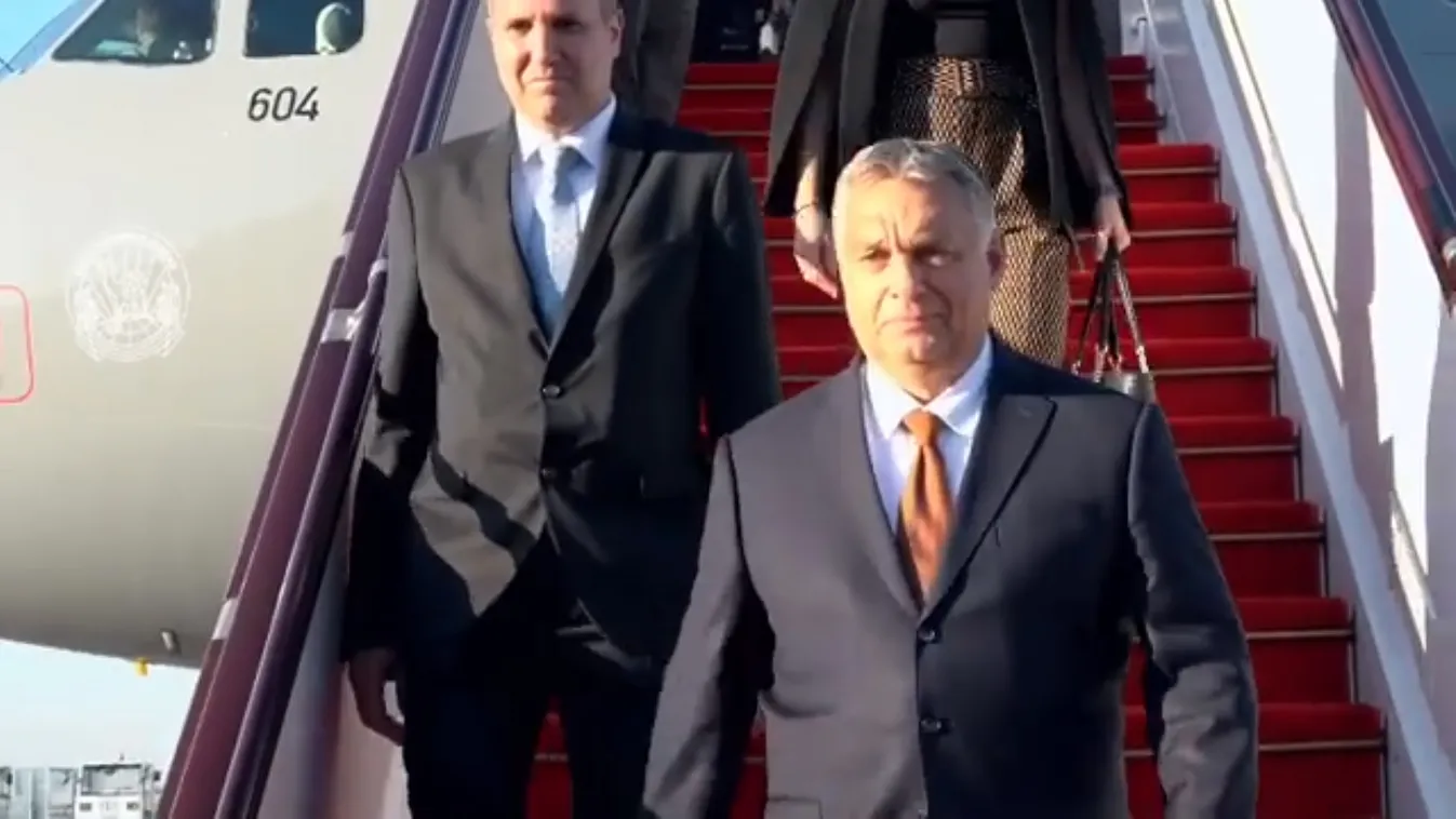 Orbán Viktor Bakuba utazott a Türk Tanács ülésére