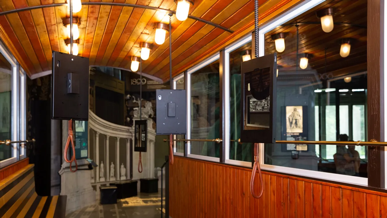 Saját kisföldalattit készítettek a nagyszülők az unokáikkal