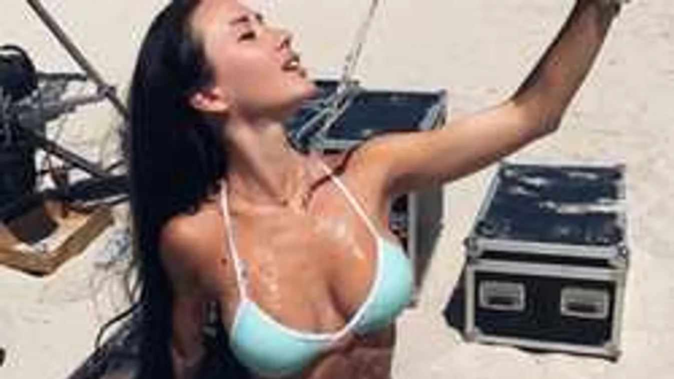 Lélegzetelállítóan dús kebleivel hódít a vadóc bokszolólány