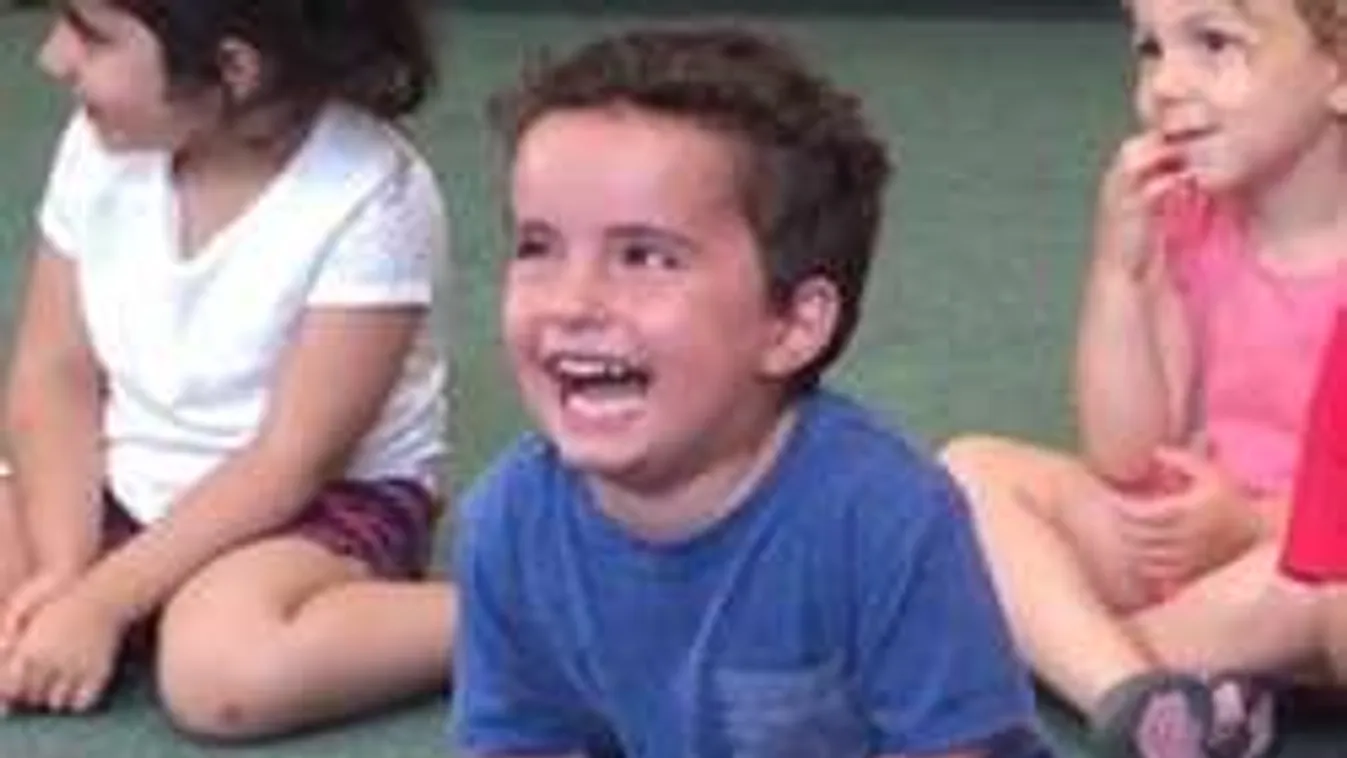 Ájulásig nevető ovis a mai nap sztárja!