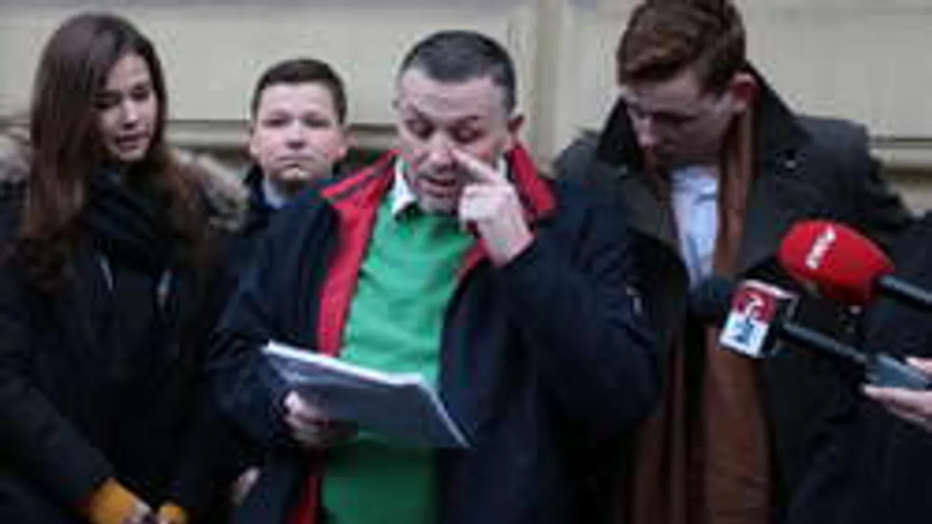 Lagzi Lajcsi fél, hogy nem tudja megvédeni magát