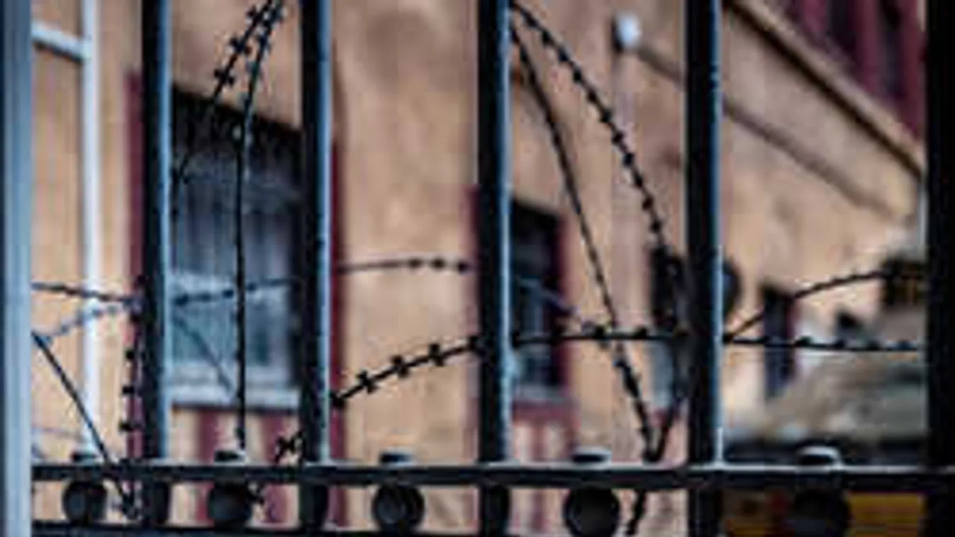 Ügyvédje erősítette meg a hírt: meghalt Szita Bence gyilkosa