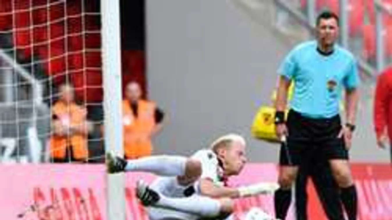 Hihetetlen dolgot csinált a magyar kapus: Itt a videó!