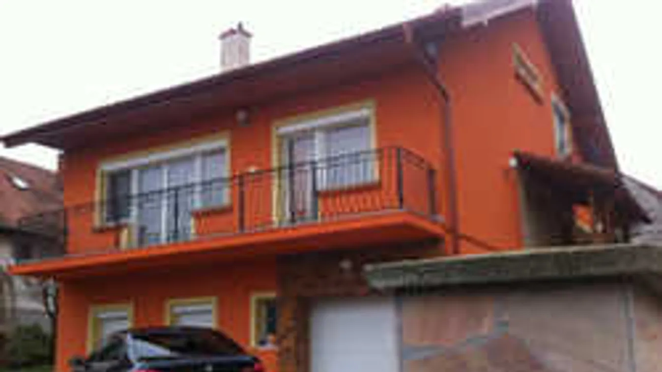 Itt a bizonyíték, hihetetlen luxusban él a zalai kamu-Jézus