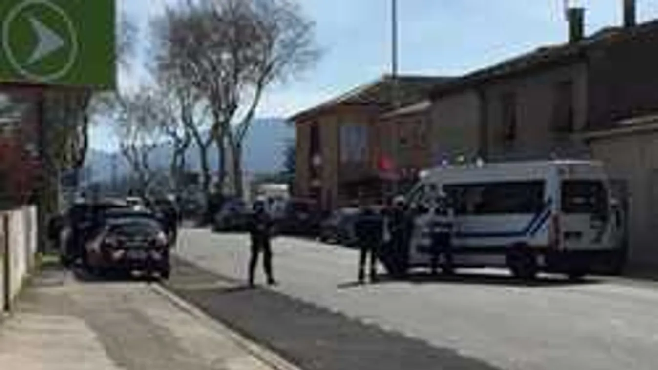 Túszejtés Franciaországban: lecsapott az Iszlám Állam, halott is van