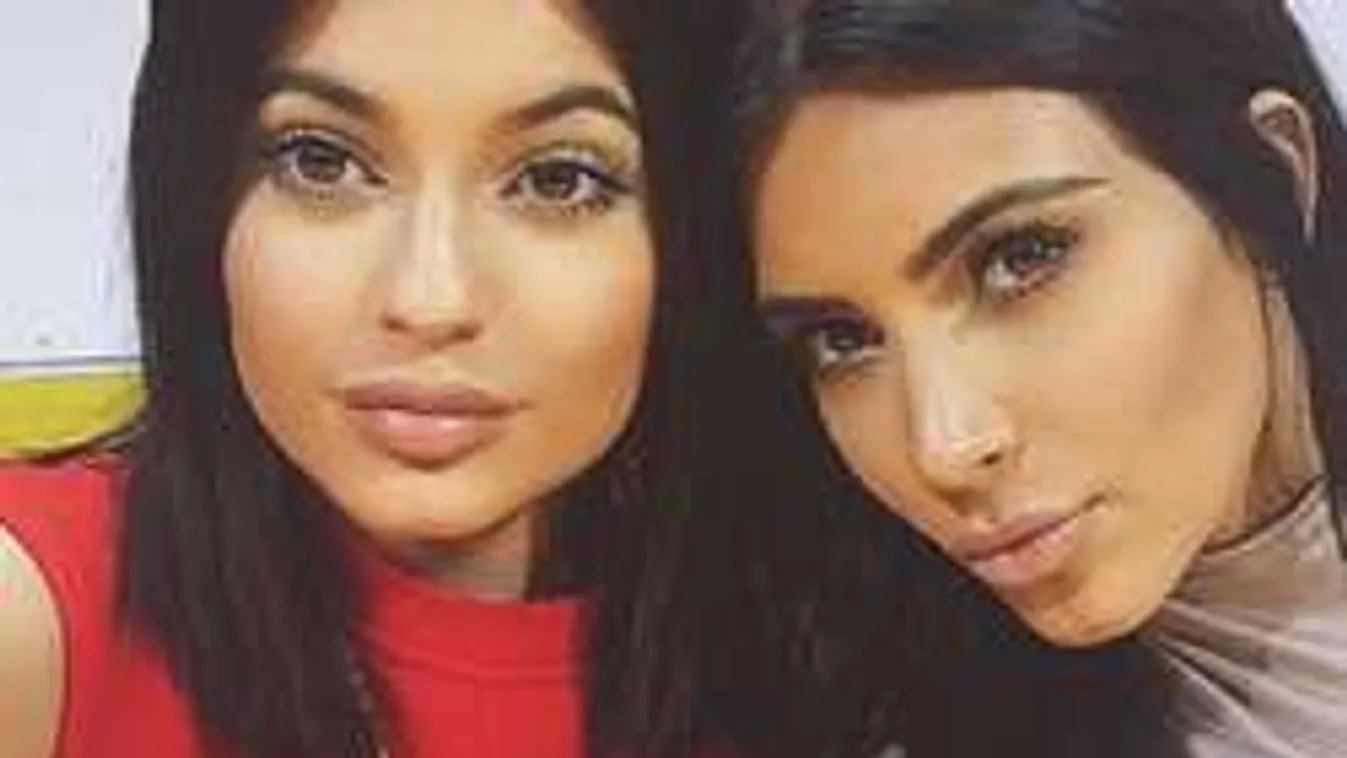 Óriási botrány lett a sztárnővérek villantásából