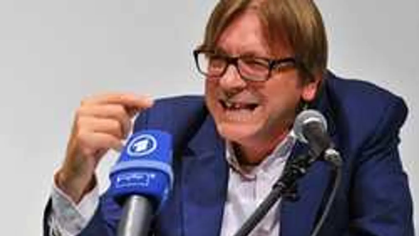 A Magyarországot támadó Verhofstadt eurómilliókért lobbizott kétes cégeknek