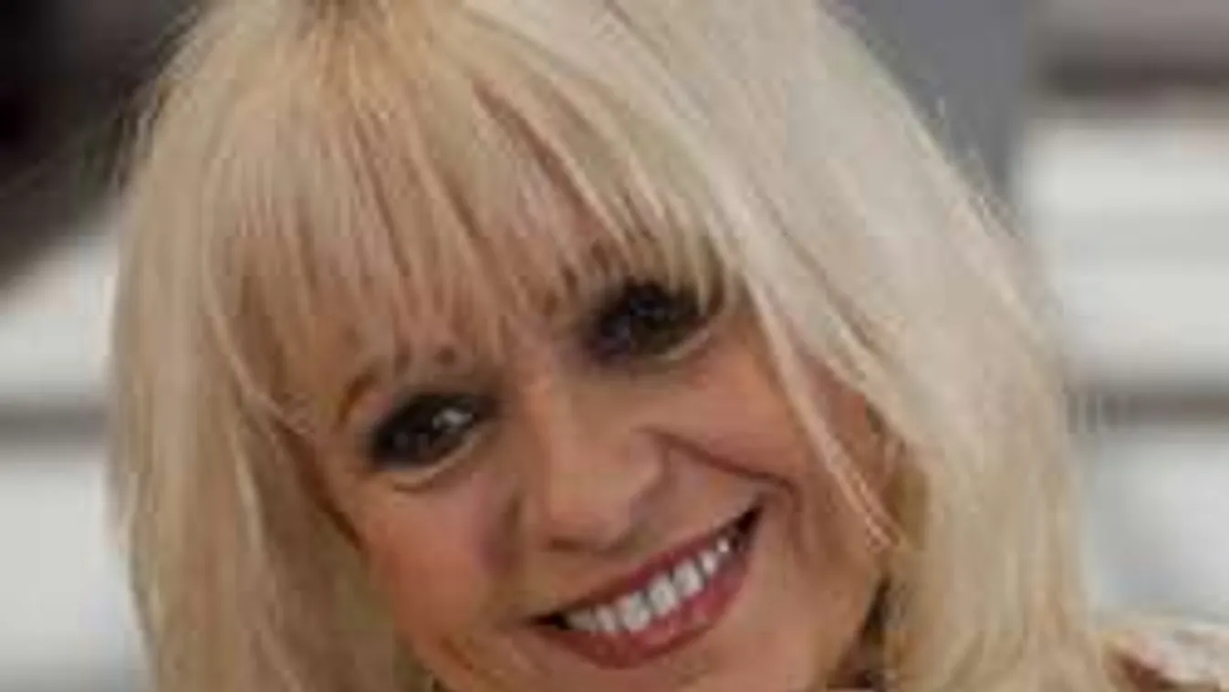 Így élte túl a legnagyobb tragédiákat Csepregi Éva