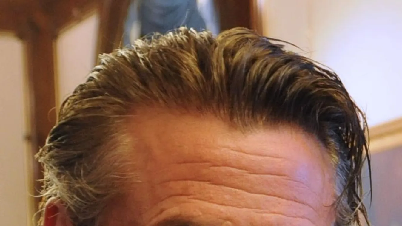 Köszönte szépen: válik Sean Penntől 32 évvel fiatalabb felesége