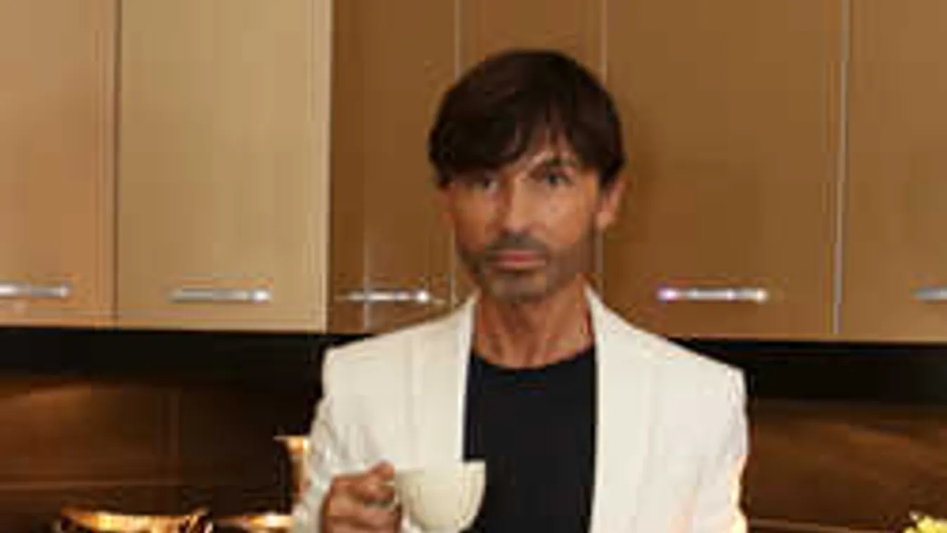 Ez nem lehet: Szerinted hány éves a magyar divatikon?