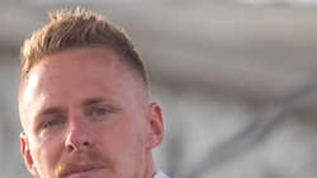 Elképesztő, Dzsudzsák 150 milliós villát vett magának a Balatonnál