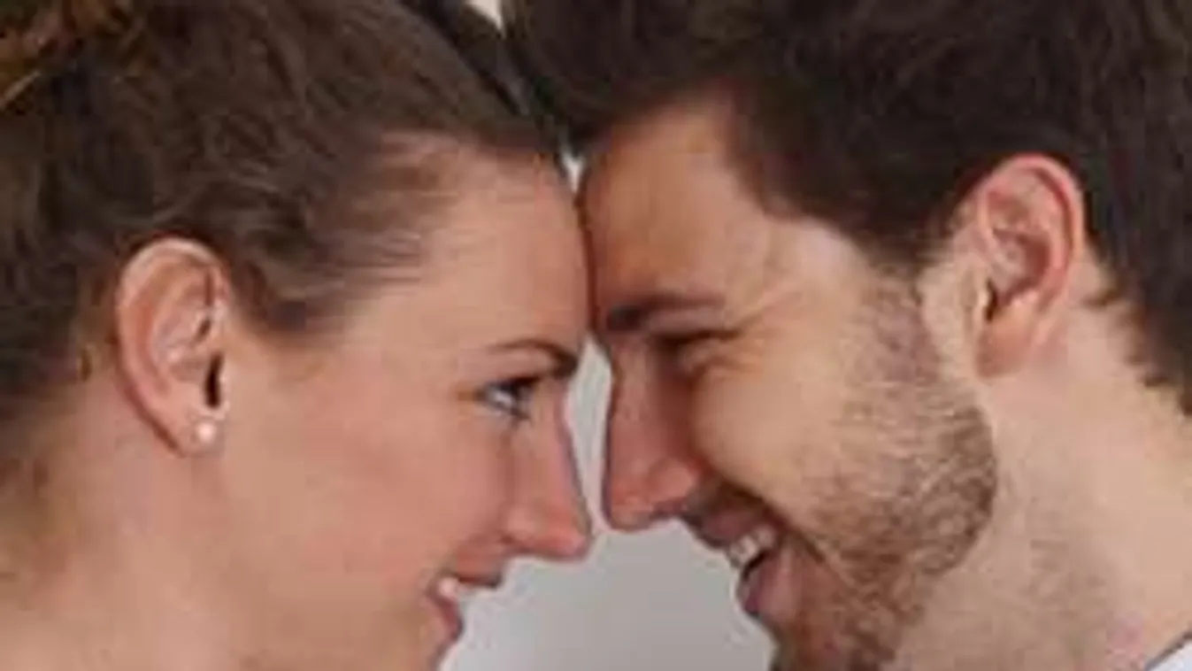 Shane Tusup nem viccel, tényleg kopasz lett - Fotó