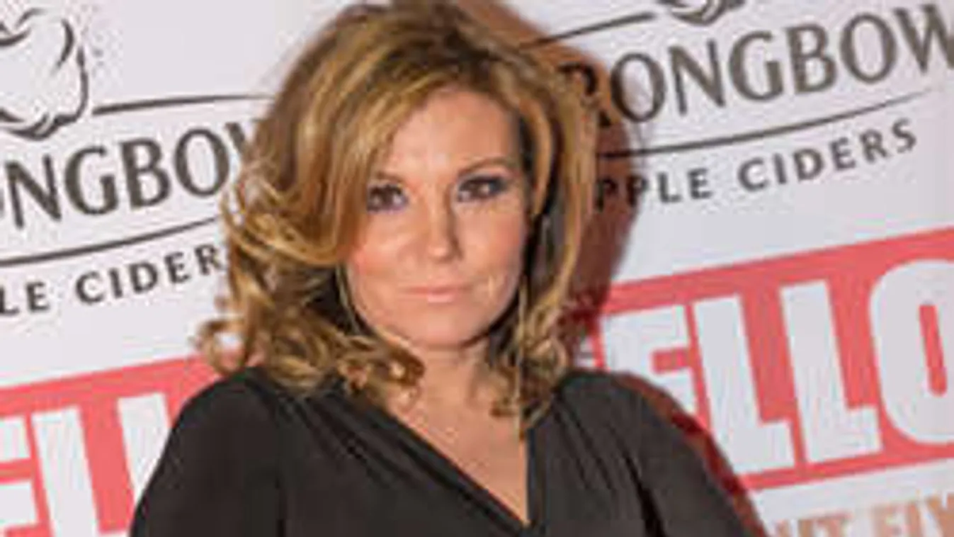 Dalban kérik feleségül Liptai Claudiát! - Videó