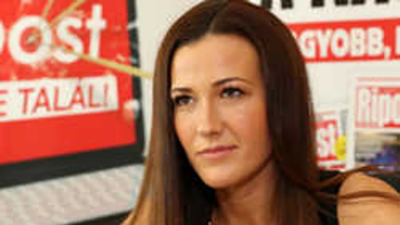 Szörnyű baleset, gyászol Janicsák Veca