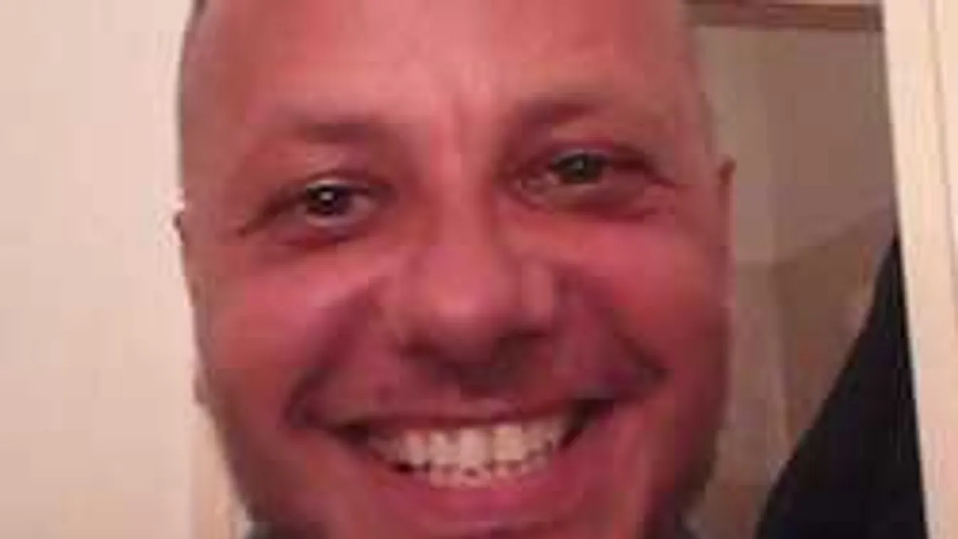 Kamerák elé állt Damu Roland: így viselkedett a színész