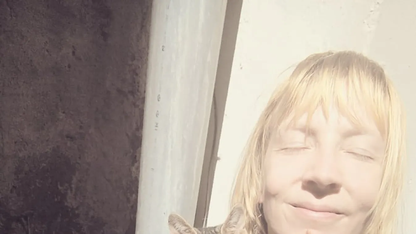 Másfél hónapra barcelonai lakásába zárta a járvány a magyar lányt