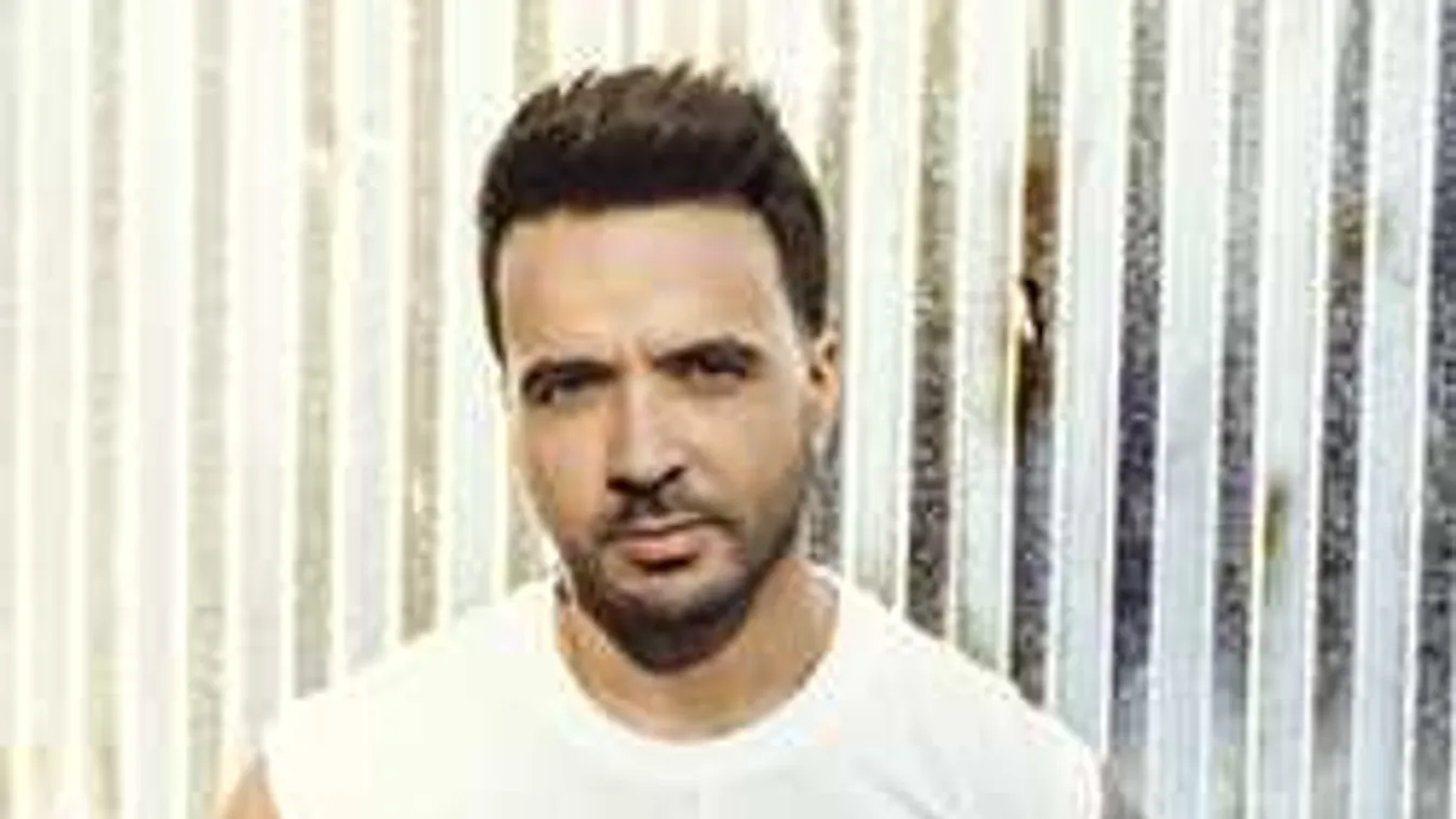 Luis Fonsi ismét tarol a nyár legnagyobb új slágerével a Despacito után