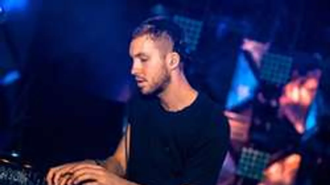 Tinikkel tömött autóval karambolozott a világsztár