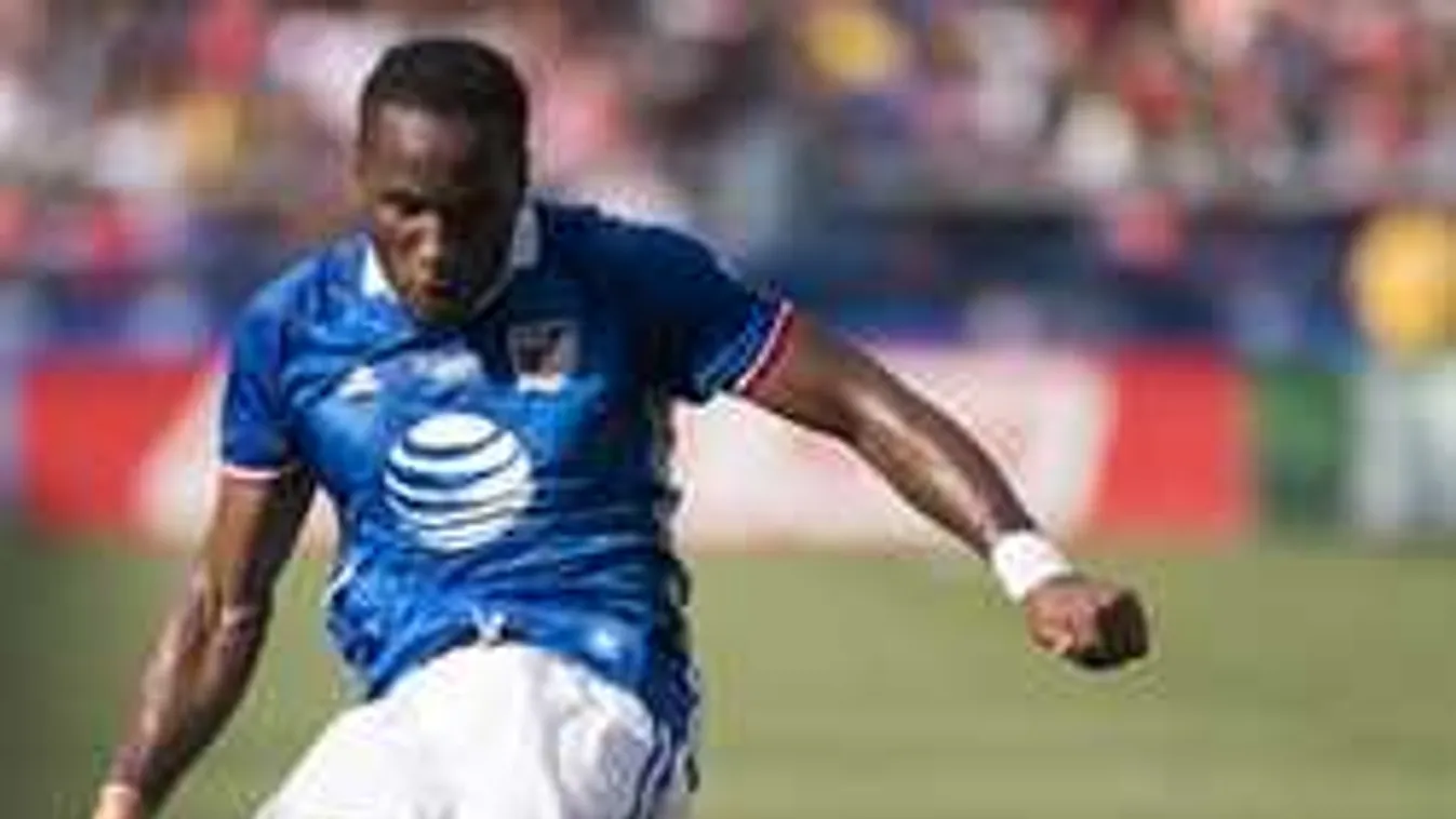 Váratlan hír, visszavonul a BL-győztes sztárfocista