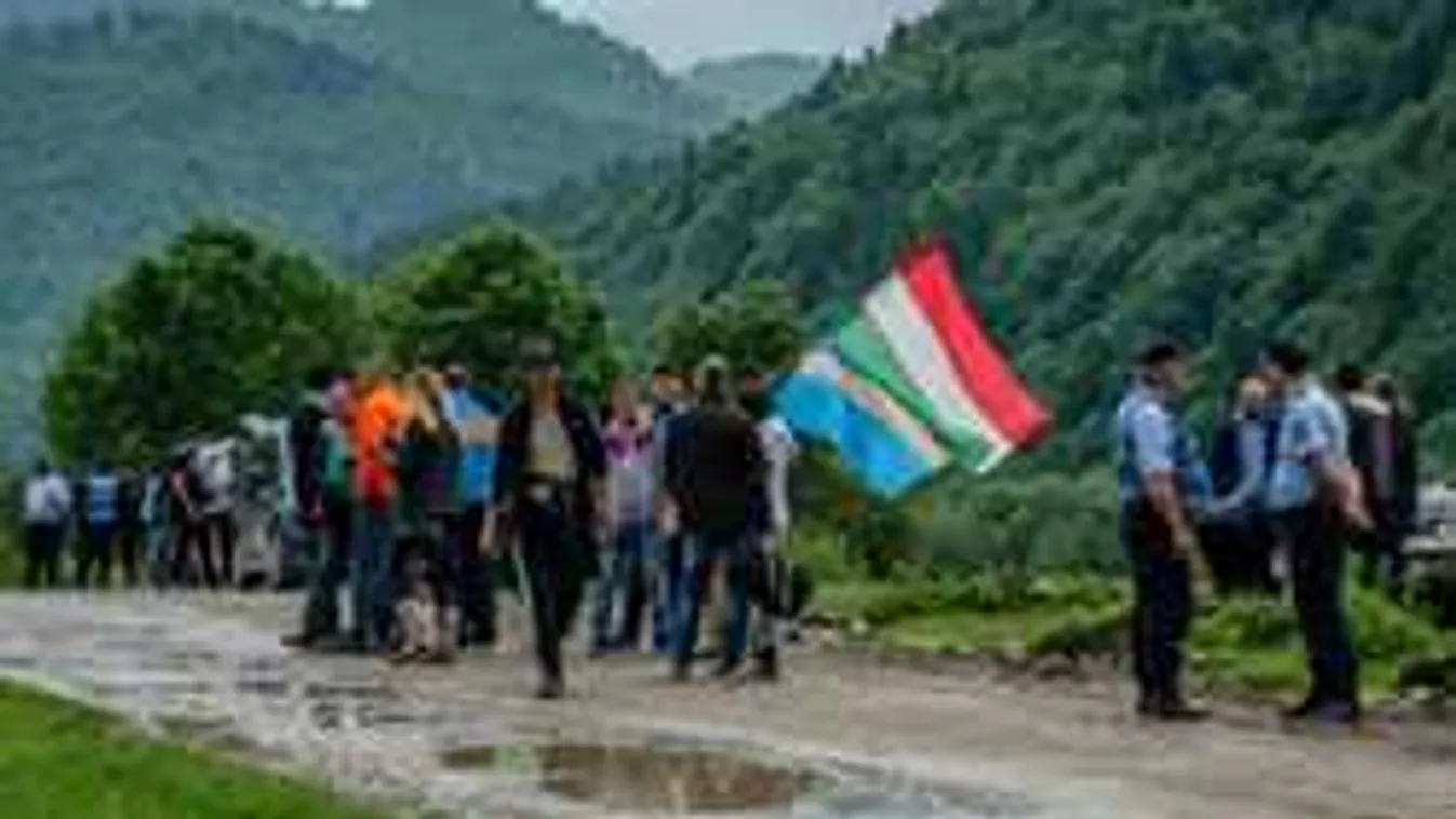 Példátlan magyarellenes  incidens Romániában, sírgyalázás a katonai temetőben