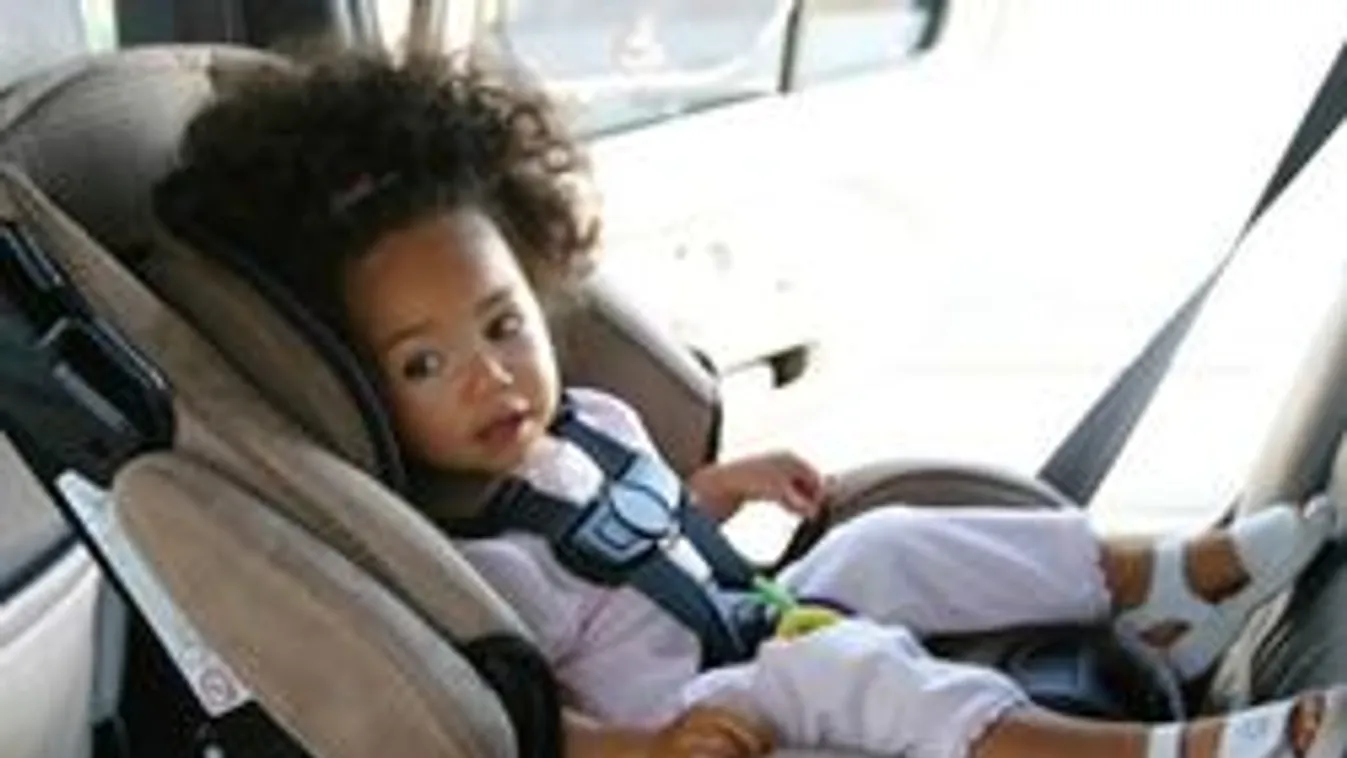 Megsülnek a forró autóban felejtett gyerekek! Végzetes szülői felelőtlenség!