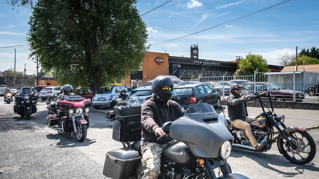 Őrület, mit műveltek a Harley Davidsonosok Budapesten, a 11. kerületben