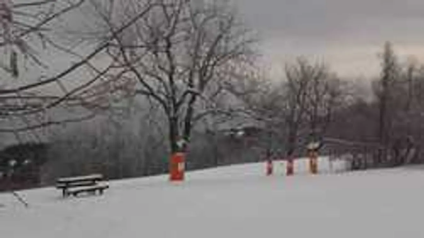 Igazi norvég élményben lehet részed este a kivilágított Normafánál