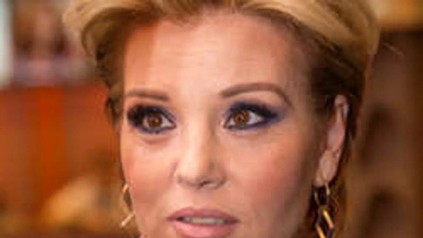 Betegségével veszélyeztette a szexjelenetet Liptai Claudia!