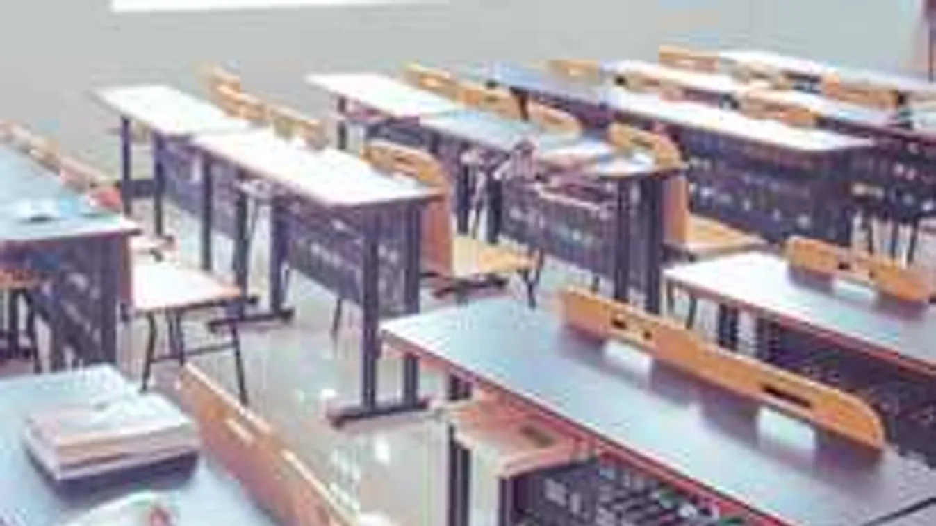 Botrány az iskolában: kiszivárgott a videó, megverte a diákot a rendőr