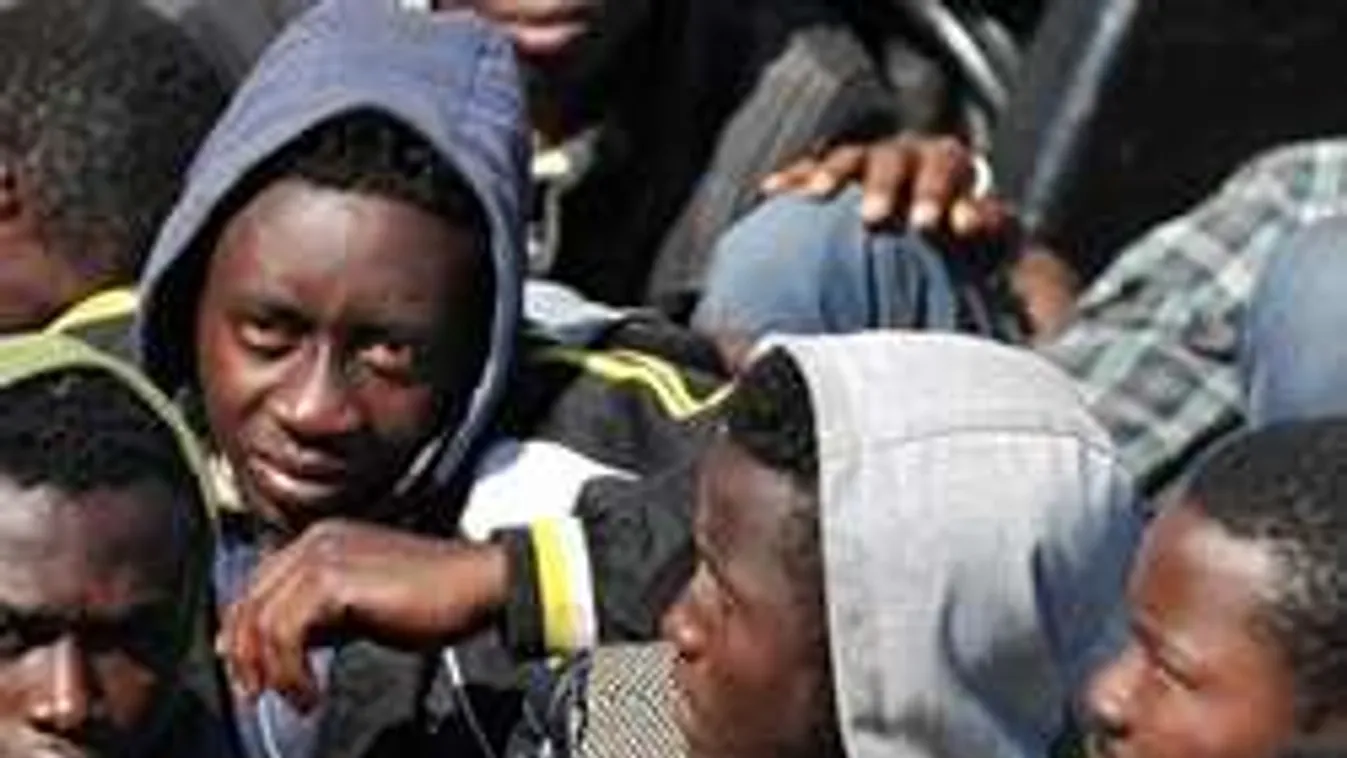 Elképesztő ! Engedélyezték a nyilvános önkielégítést Olaszországban