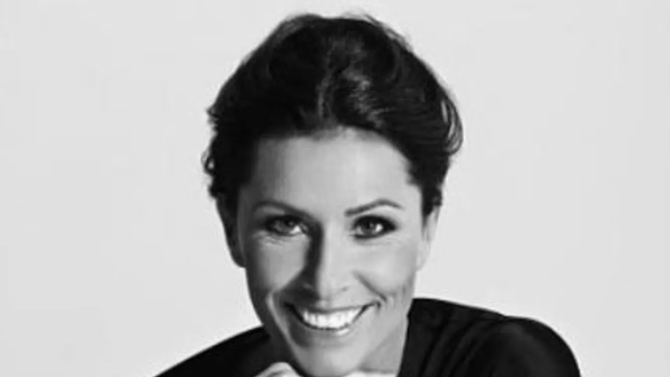 Miklósa Erika megmutatta a kislányát