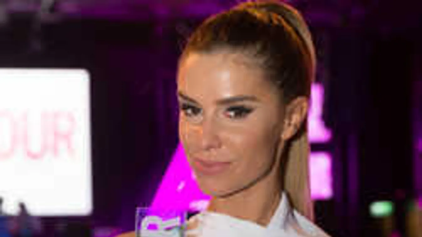 Kínai ruhamaffia áldozata lett Dukai Regina!