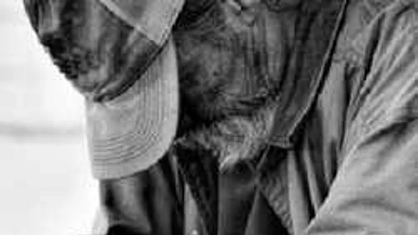 Csövesnek és koldusnak álcázzák magukat a különleges erők kommandósai