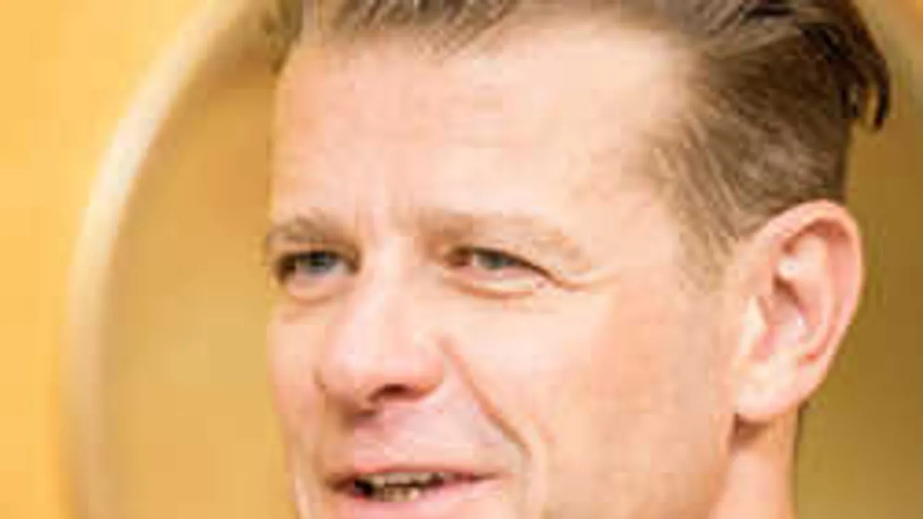 Nem titkolózik tovább, ezt a híres magyar nőt szerette Kamarás Iván!