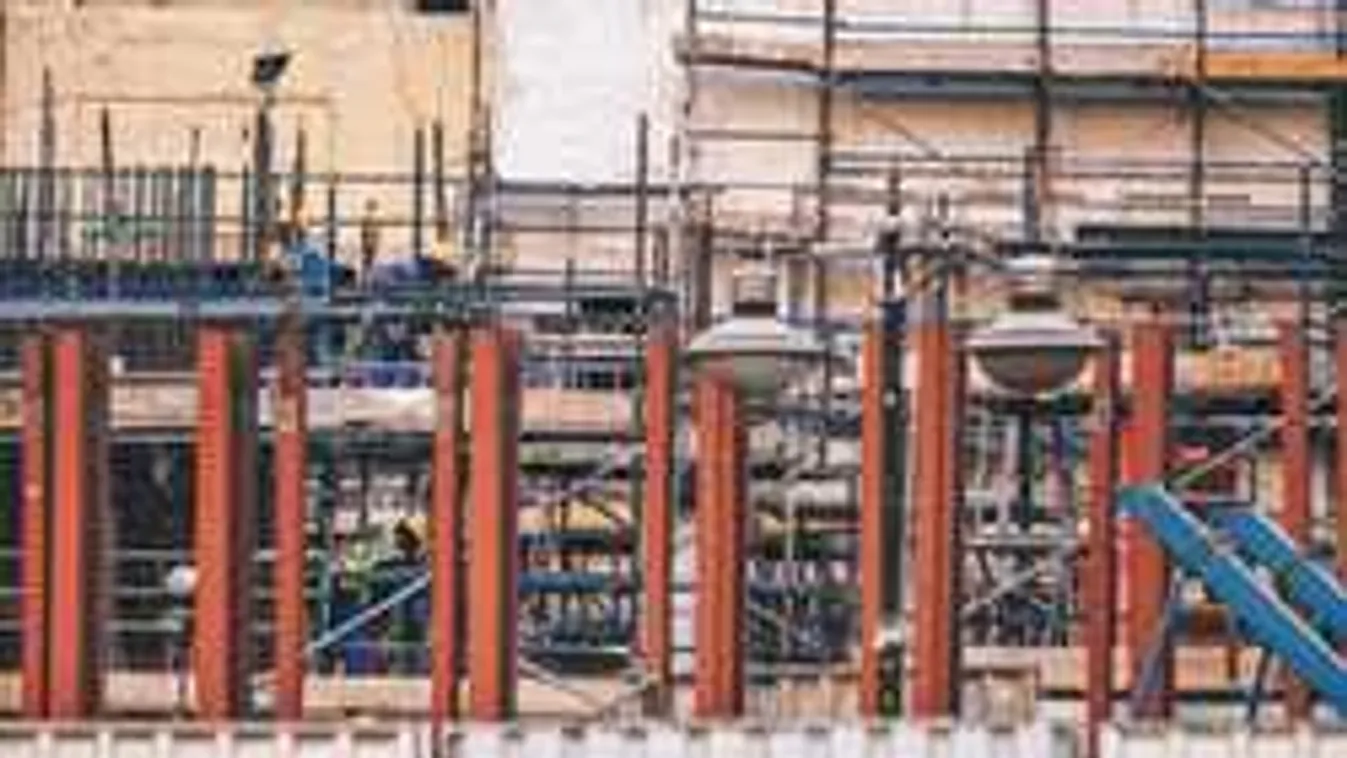 Több tízezer magyar családi pótléka a tét